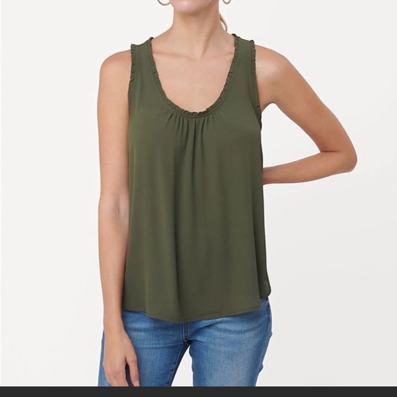 NWOT Loft Ruffle Tank Medium - Picture 2 of 4